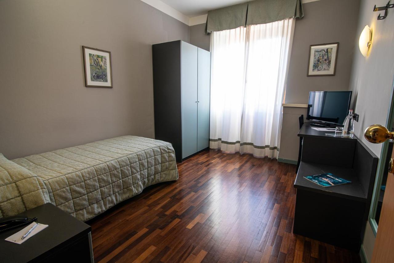 Hotel Vittoria Sondrio Exteriér fotografie